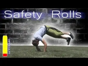 PARKOUR SAFETY ROLLS Tutorial – Forward Roll, Side Roll, Back Roll